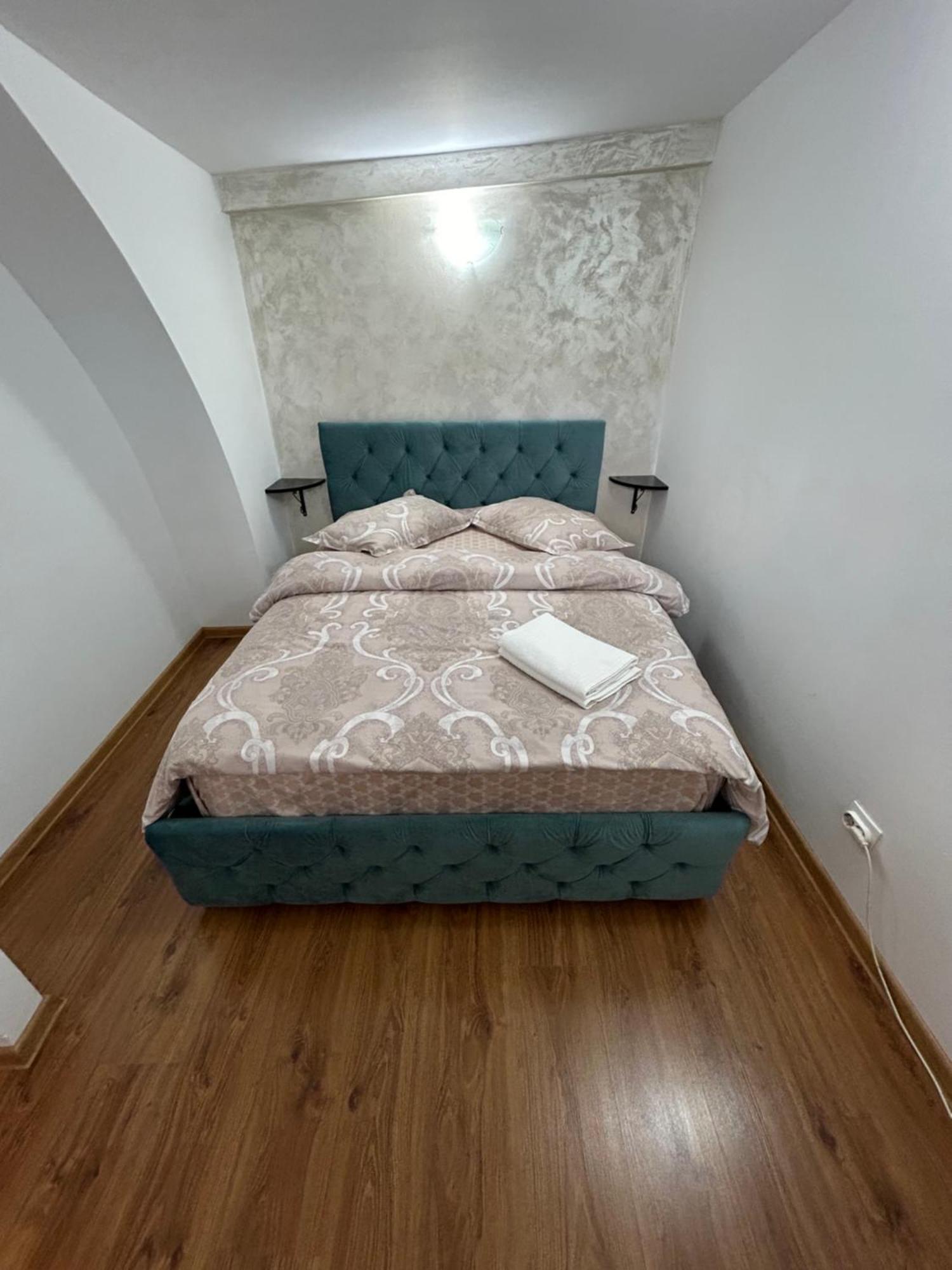 Romana Boutique Bukarest Exteriör bild