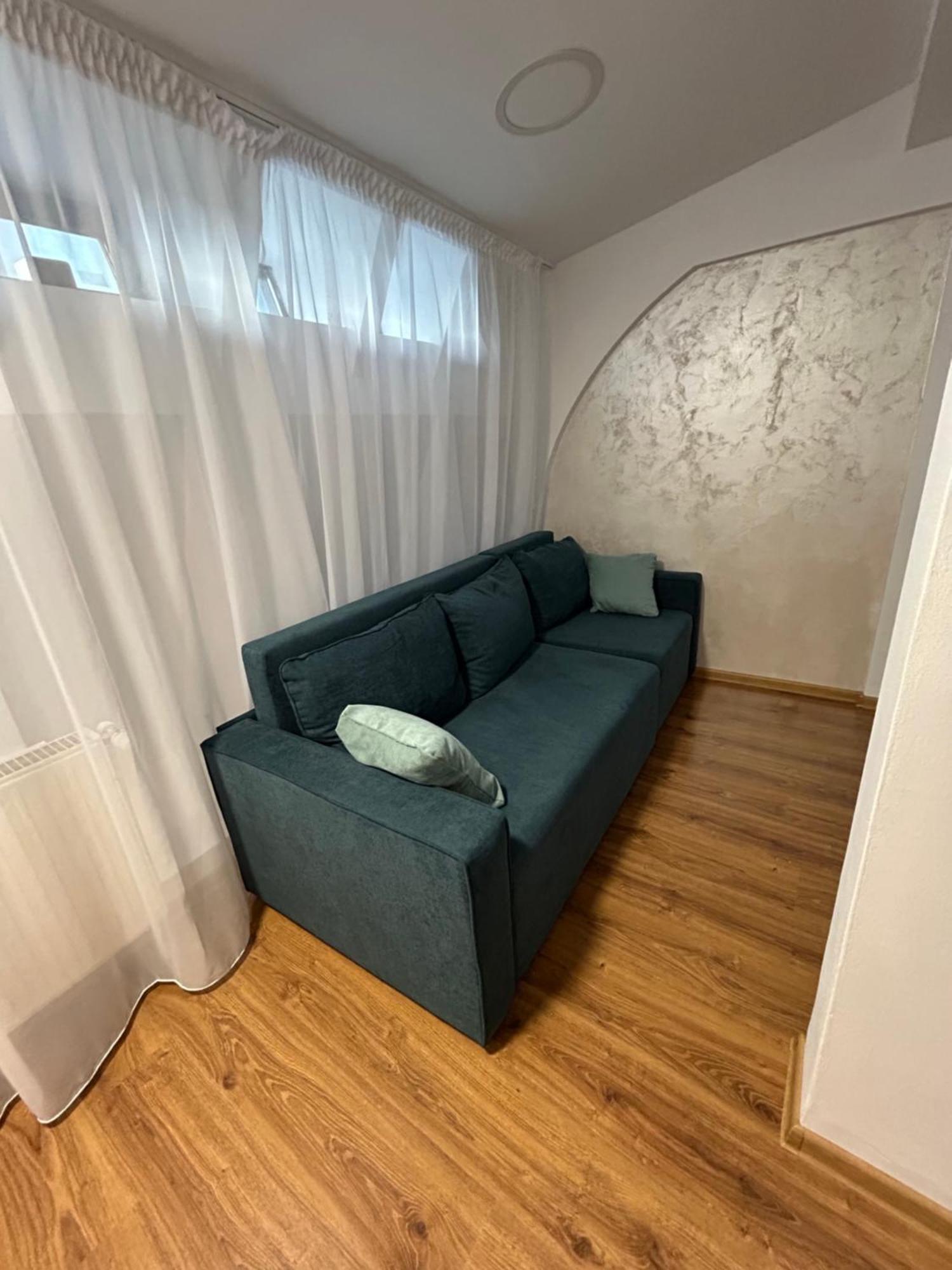 Romana Boutique Bukarest Exteriör bild