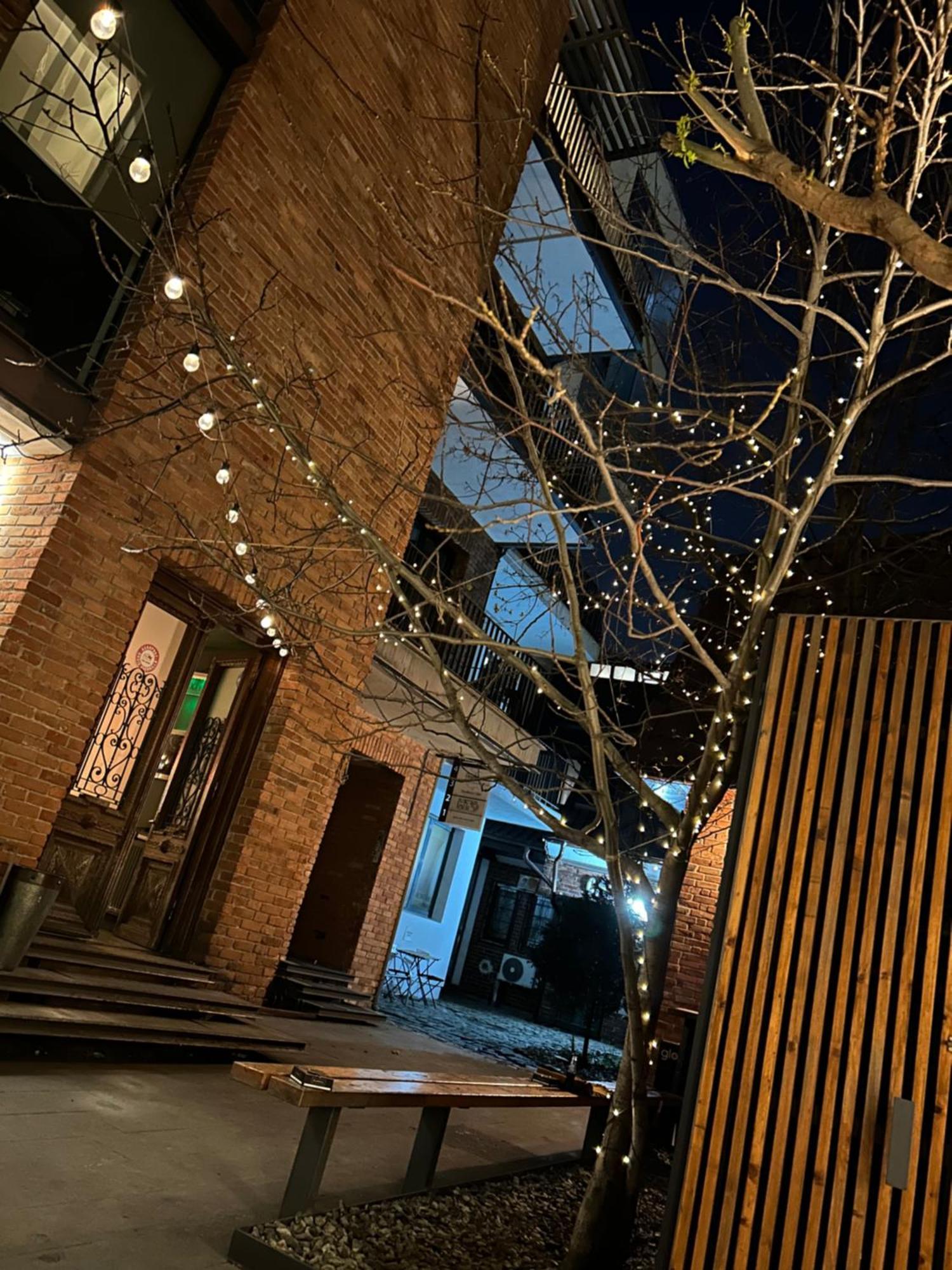 Romana Boutique Bukarest Exteriör bild